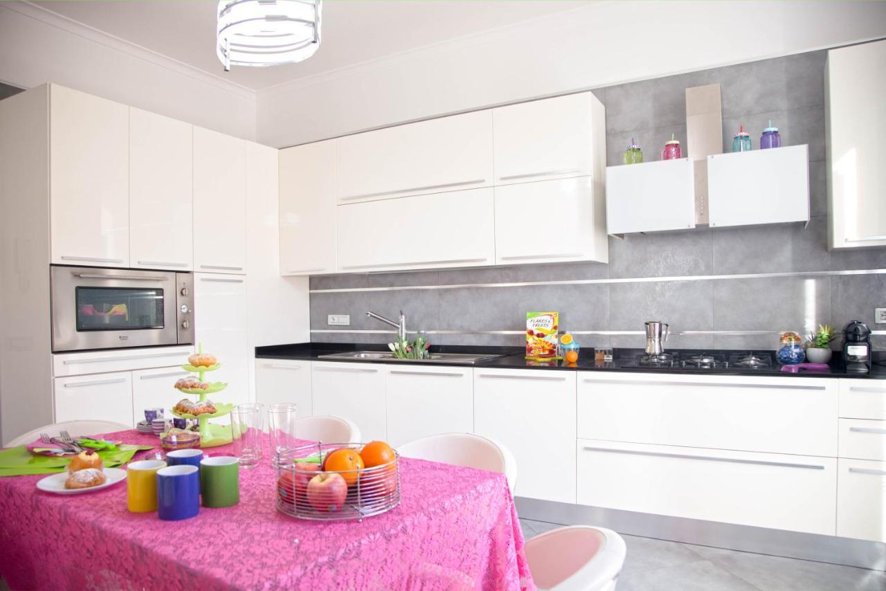 נאפולי Ferdinando Arthouse Oversized Modern Apartment - By Gocce Team מראה חיצוני תמונה